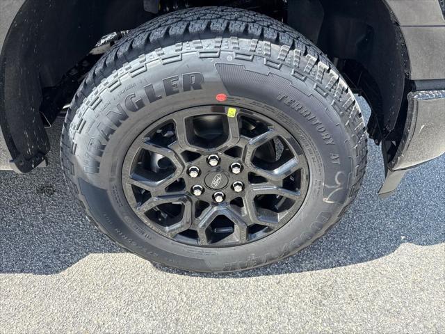 new 2025 Ford F-150 car, priced at $54,560