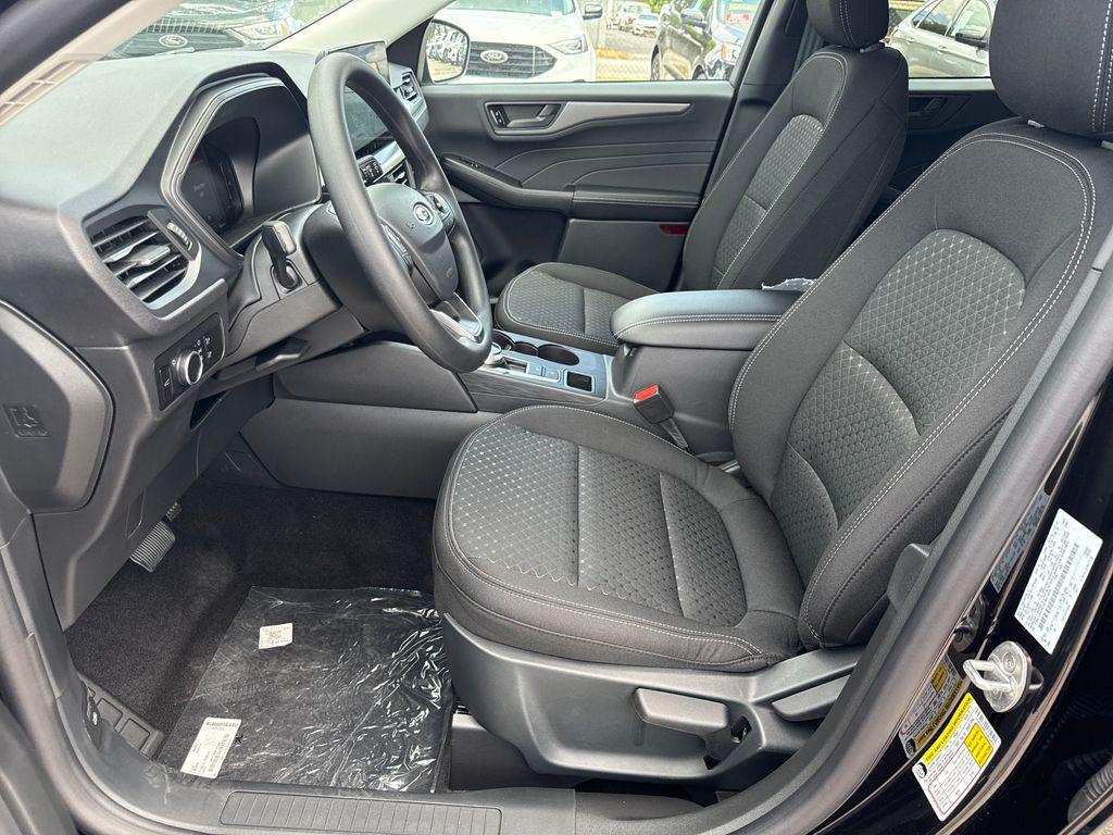 new 2025 Ford Escape car, priced at $28,336