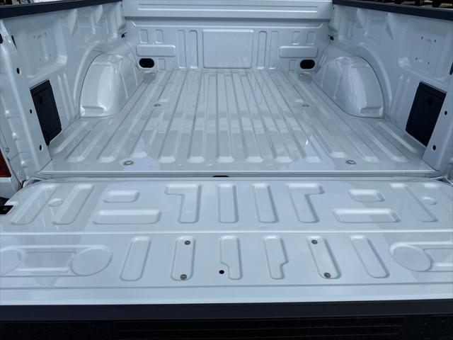 new 2025 Ford F-150 car, priced at $42,424