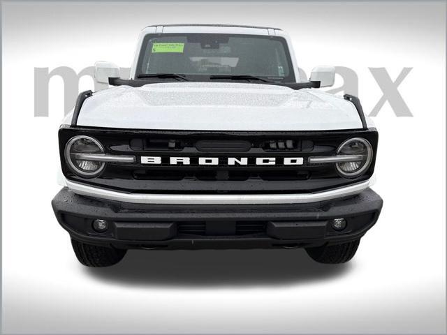 new 2025 Ford Bronco car, priced at $46,574