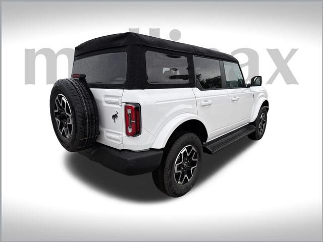 new 2025 Ford Bronco car, priced at $46,574