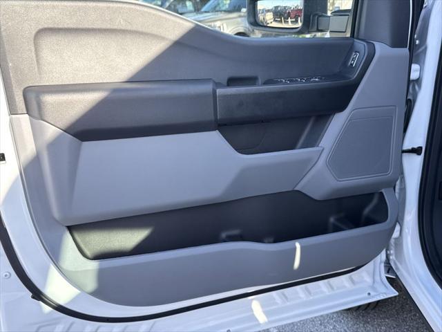 new 2025 Ford F-250 car, priced at $52,841