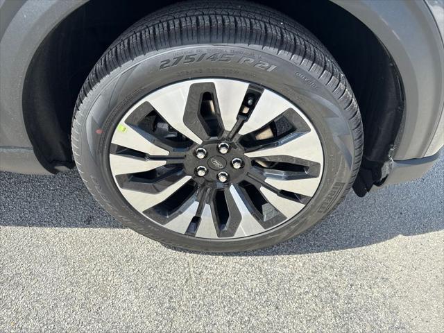 new 2025 Ford Explorer car, priced at $53,866