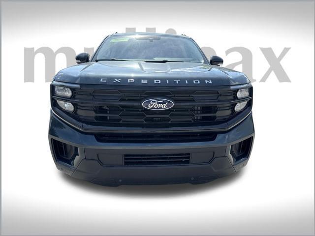 new 2025 Ford Expedition Max car, priced at $70,042