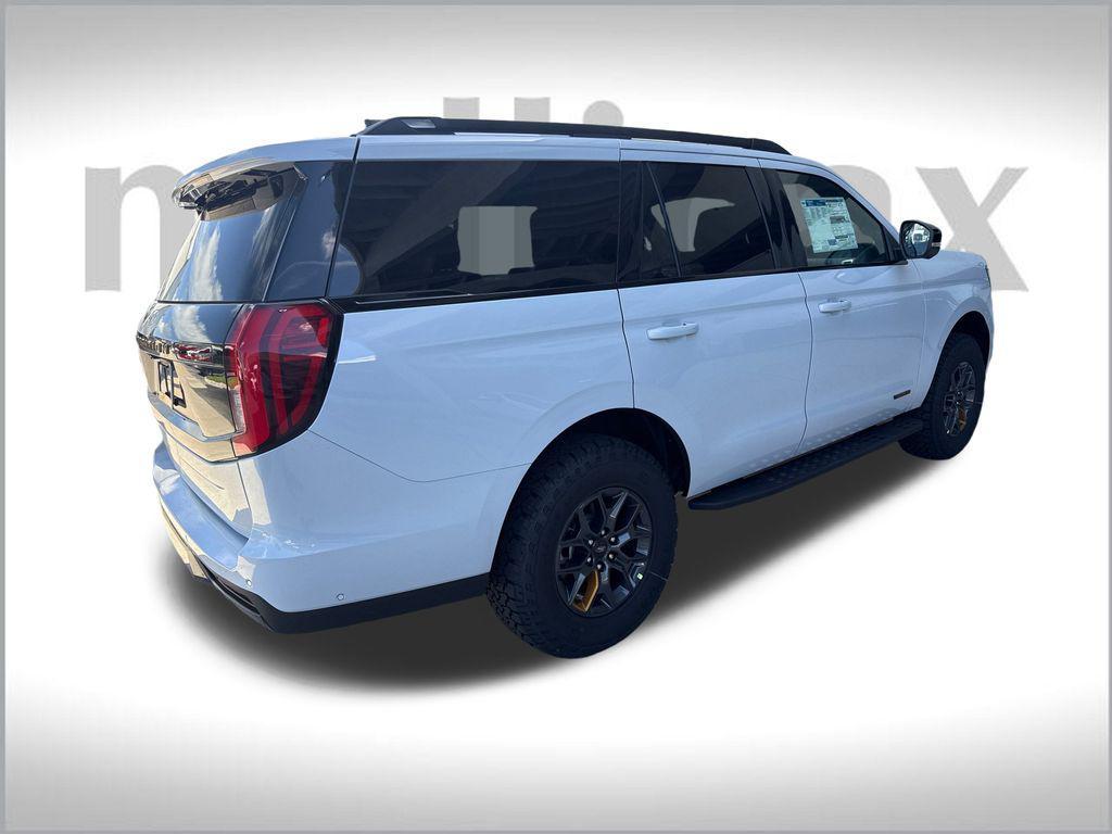 new 2025 Ford Expedition car, priced at $81,017