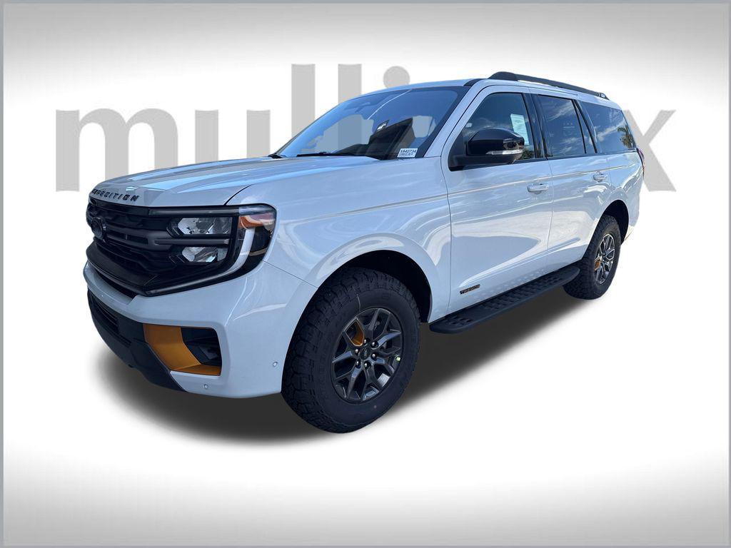 new 2025 Ford Expedition car, priced at $81,017