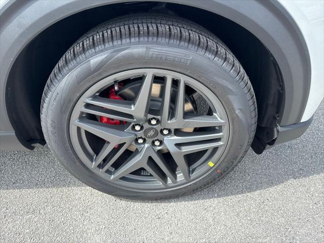 new 2025 Ford Explorer car, priced at $54,361