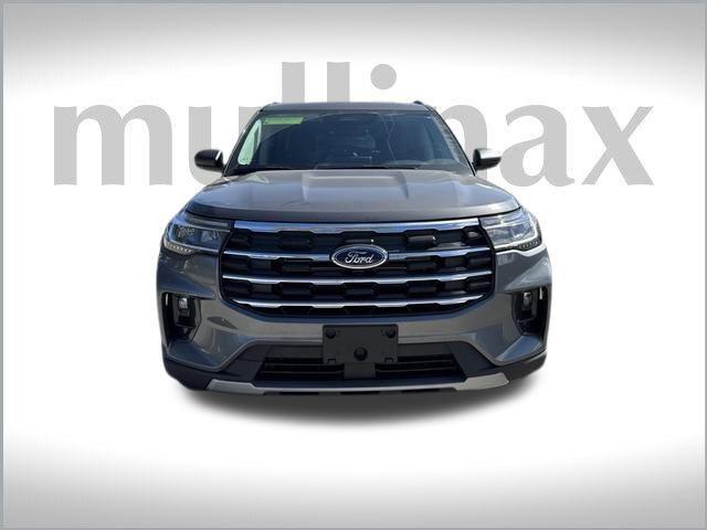 new 2025 Ford Explorer car, priced at $40,172