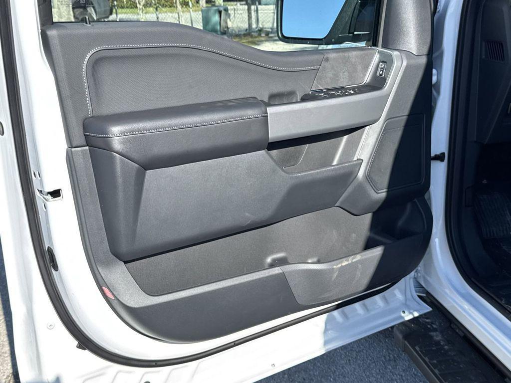 new 2025 Ford F-150 car, priced at $48,041