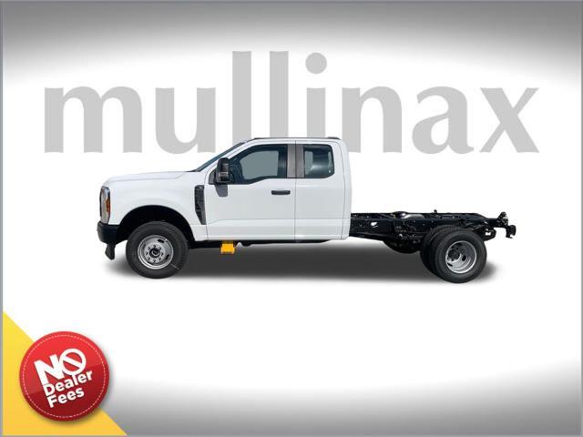 new 2025 Ford F-350 car