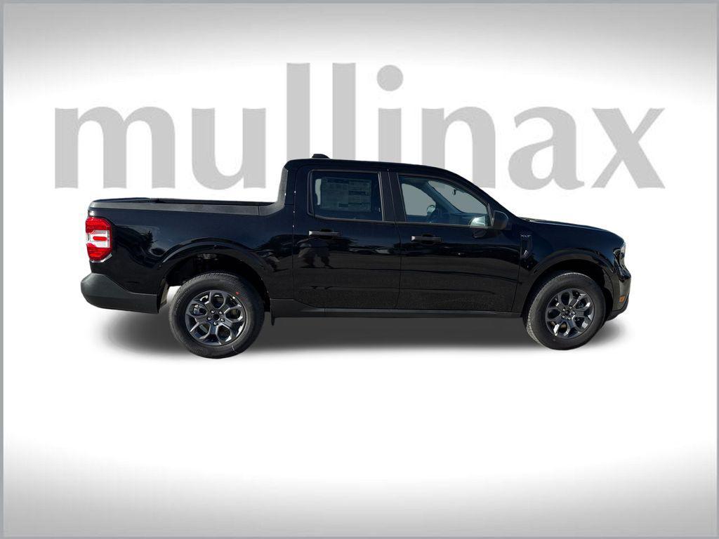 new 2025 Ford Maverick car, priced at $32,271