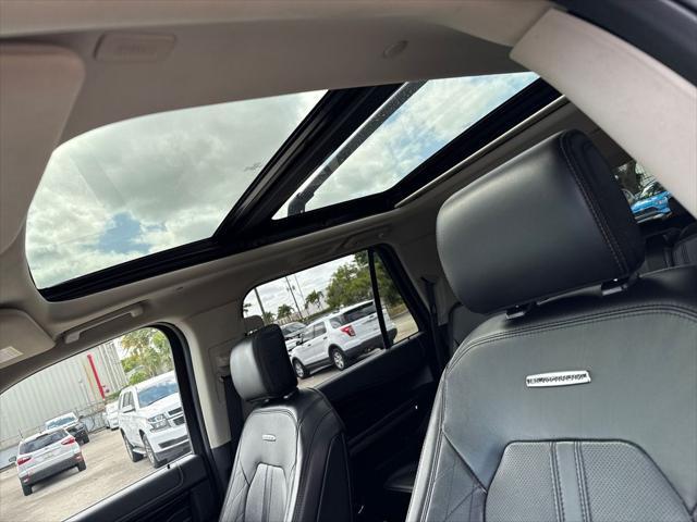 used 2019 Ford Expedition car, priced at $28,900