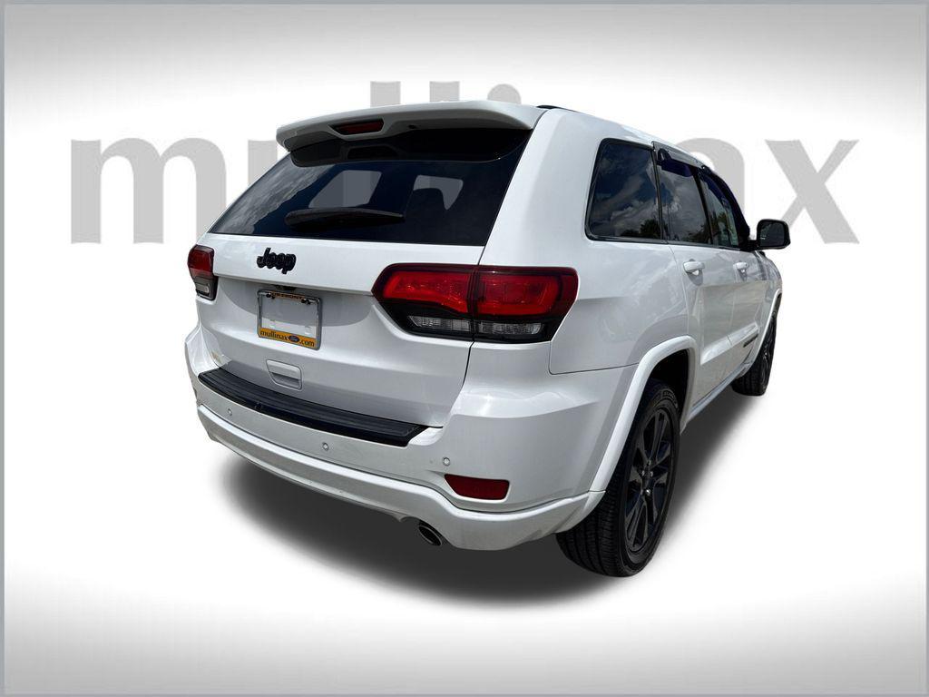 used 2017 Jeep Grand Cherokee car, priced at $13,900