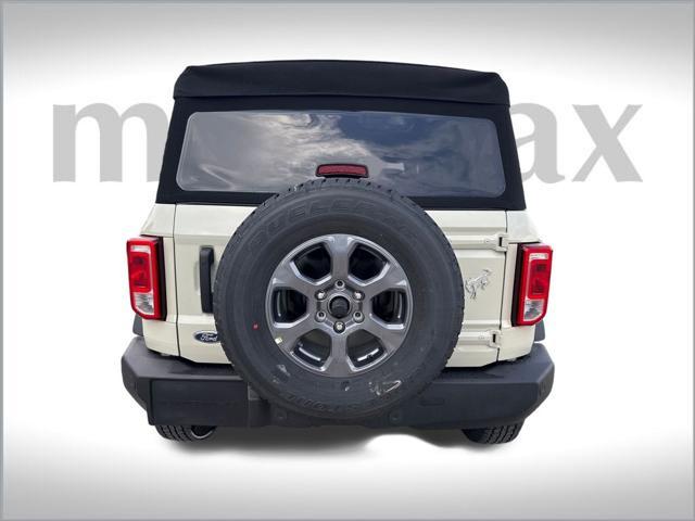 new 2025 Ford Bronco car, priced at $43,921