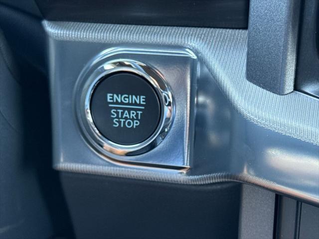 new 2025 Ford F-150 car, priced at $61,332