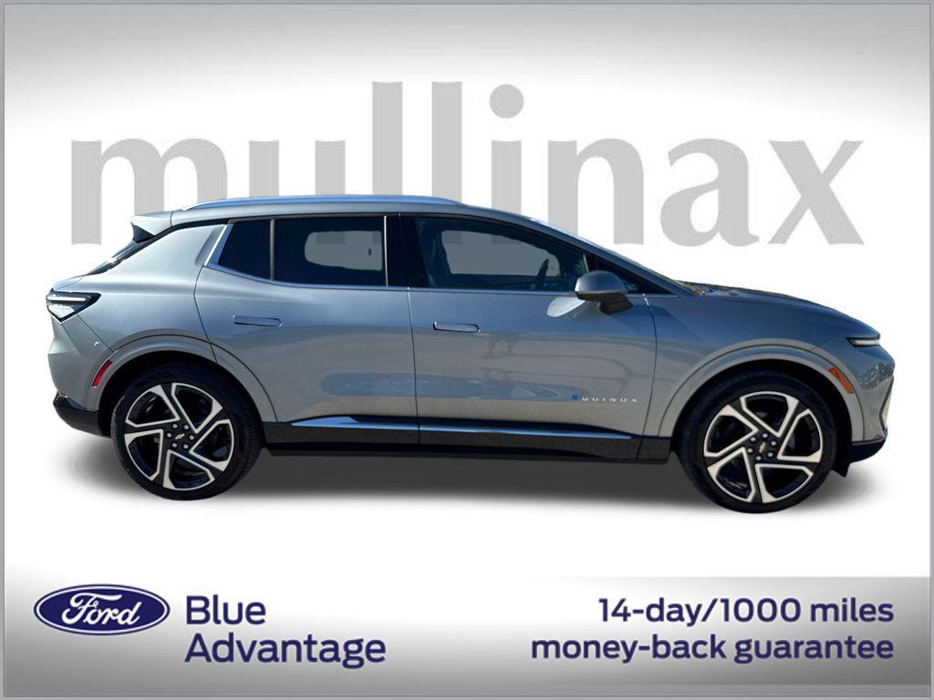 used 2024 Chevrolet Equinox EV car, priced at $28,900