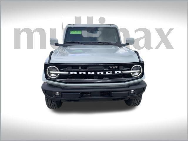 new 2024 Ford Bronco car, priced at $49,065