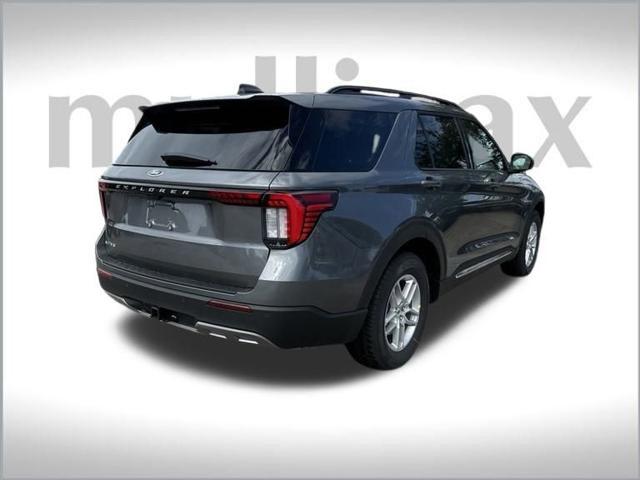 new 2025 Ford Explorer car, priced at $40,636