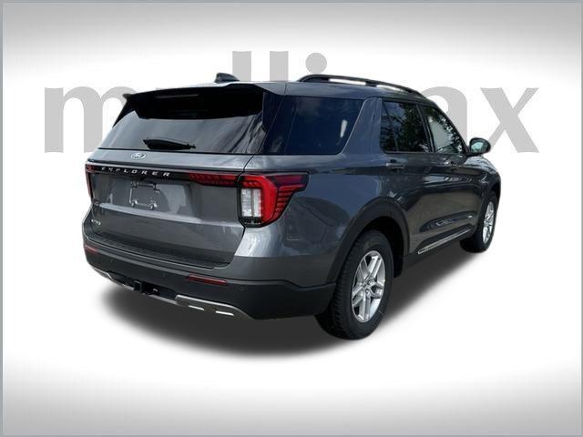 new 2025 Ford Explorer car, priced at $40,386