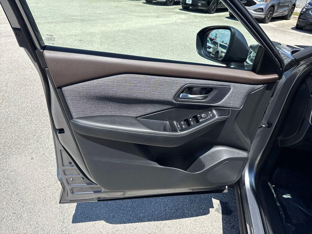 used 2023 Nissan Rogue car, priced at $20,901
