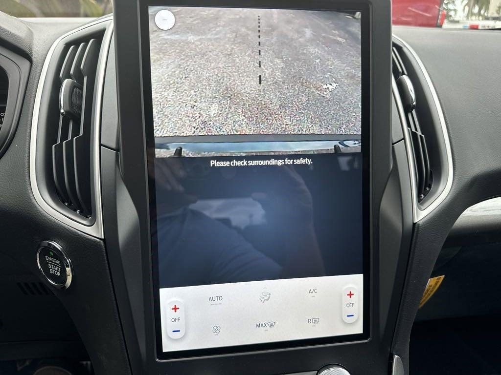 new 2024 Ford Edge car, priced at $32,400