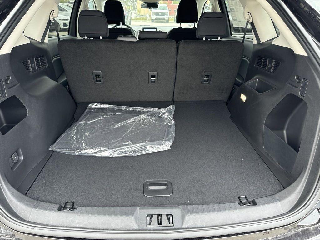 new 2024 Ford Edge car, priced at $32,900