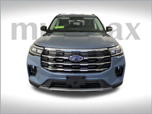 new 2025 Ford Explorer car, priced at $41,259