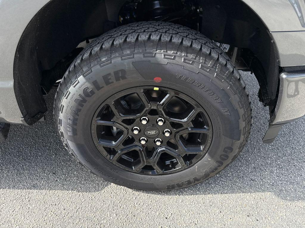 new 2025 Ford F-150 car, priced at $56,294