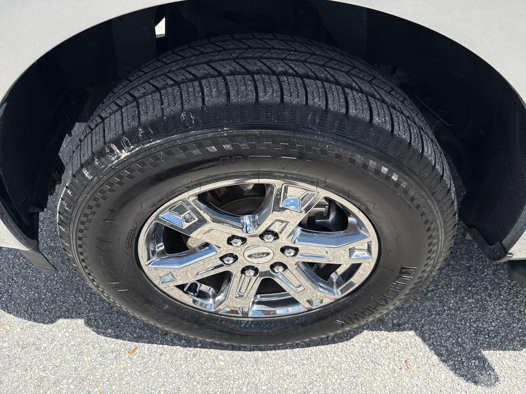 used 2022 Ford F-150 car, priced at $32,900