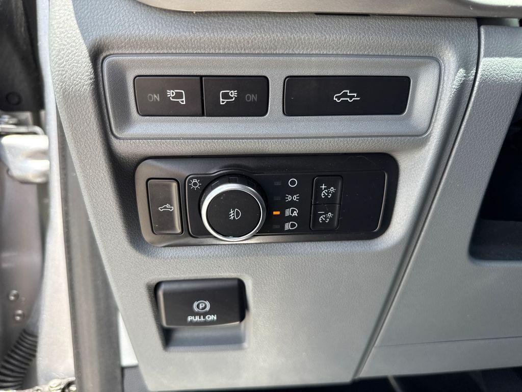 used 2022 Ford F-150 car, priced at $32,900