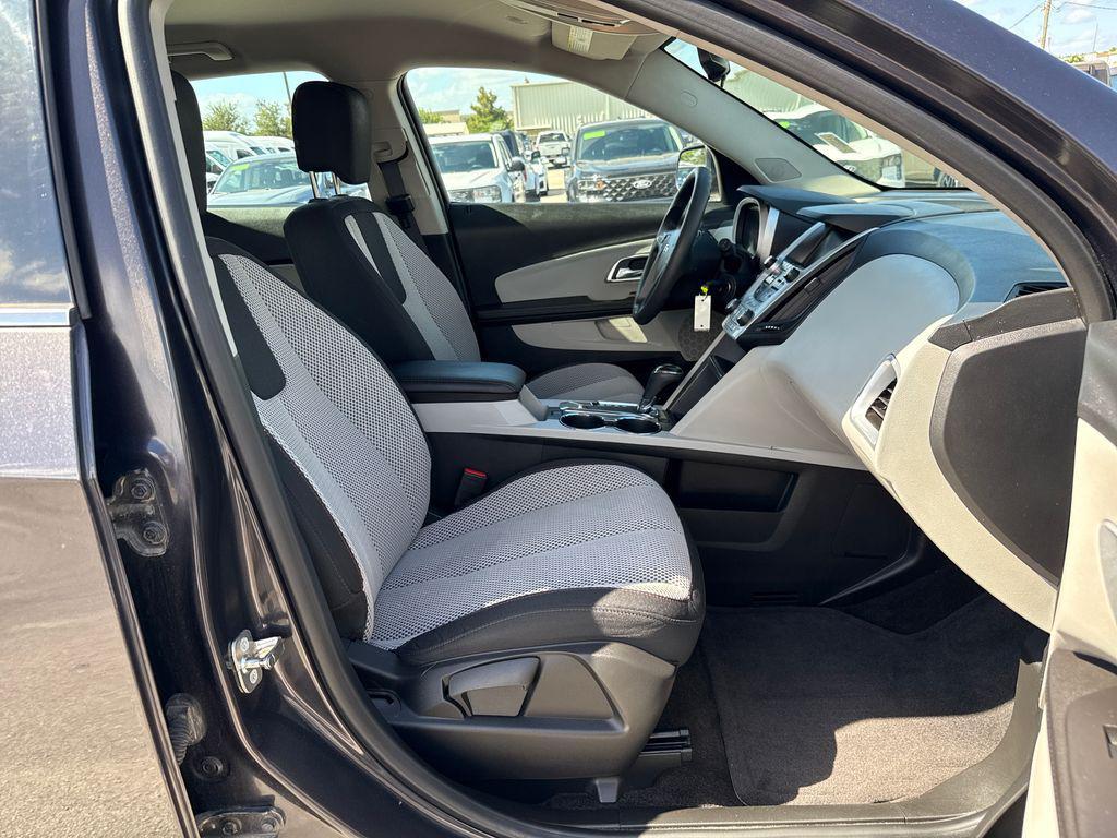 used 2016 Chevrolet Equinox car, priced at $12,901