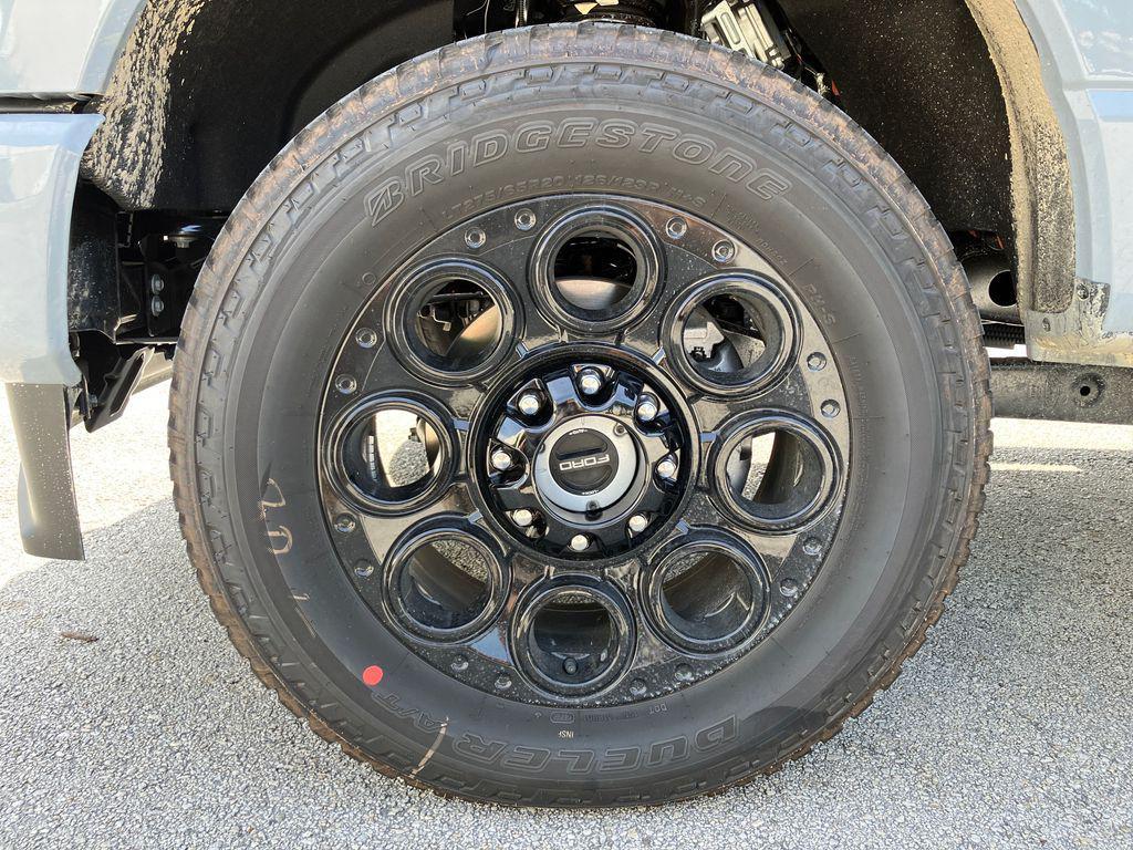 new 2025 Ford F-250 car, priced at $88,091