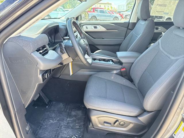 new 2025 Ford Explorer car, priced at $38,543