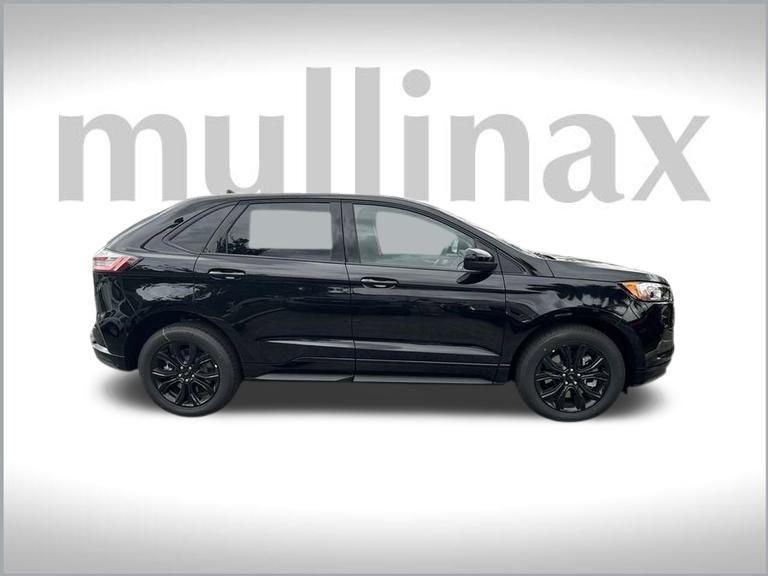 new 2024 Ford Edge car, priced at $32,900