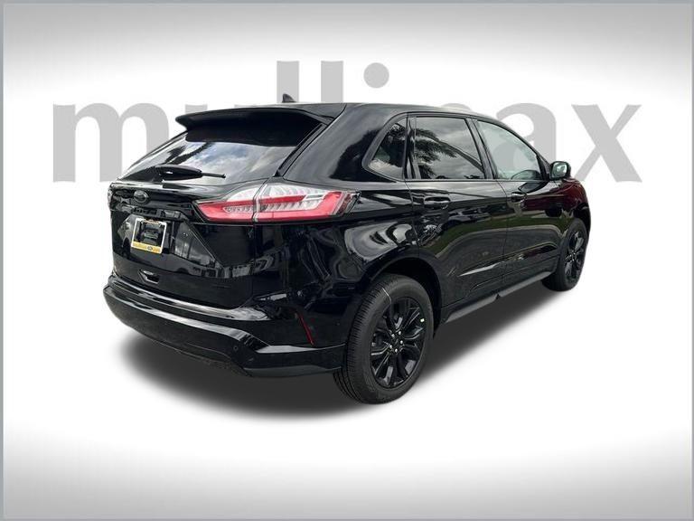 new 2024 Ford Edge car, priced at $32,900