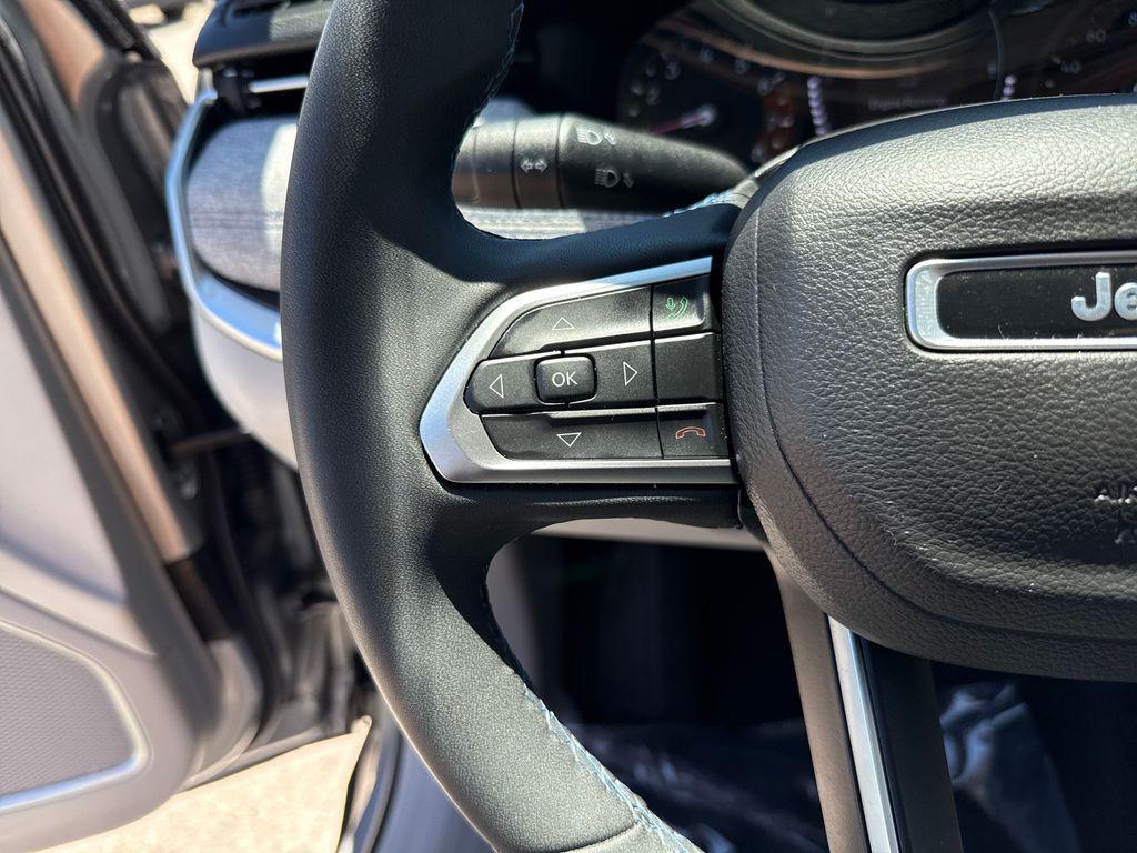 used 2022 Jeep Compass car, priced at $17,900