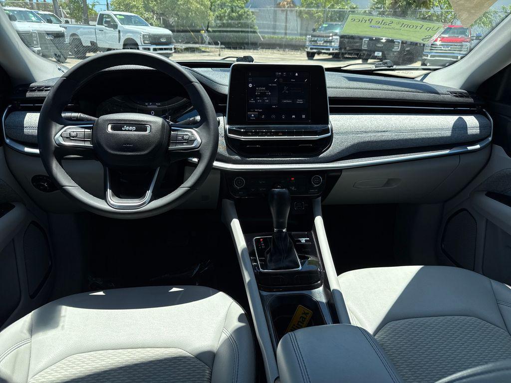 used 2022 Jeep Compass car, priced at $17,900