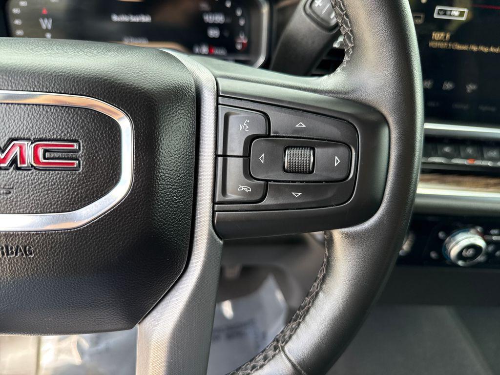 used 2024 GMC Sierra 1500 car, priced at $38,900