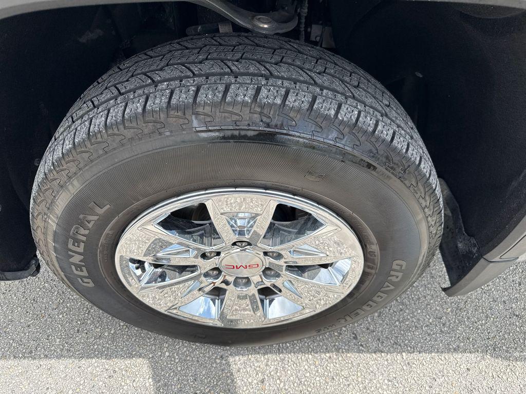 used 2024 GMC Sierra 1500 car, priced at $38,900