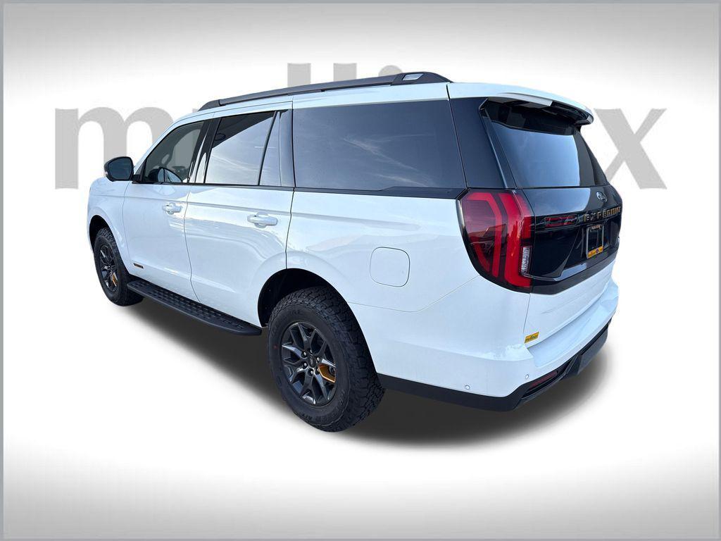 new 2025 Ford Expedition car, priced at $81,364