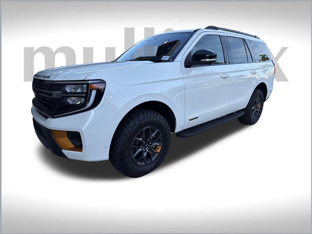 new 2025 Ford Expedition car, priced at $81,364