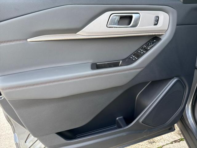 new 2025 Ford Explorer car, priced at $41,603