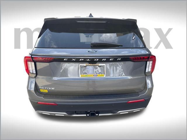 new 2025 Ford Explorer car, priced at $41,603