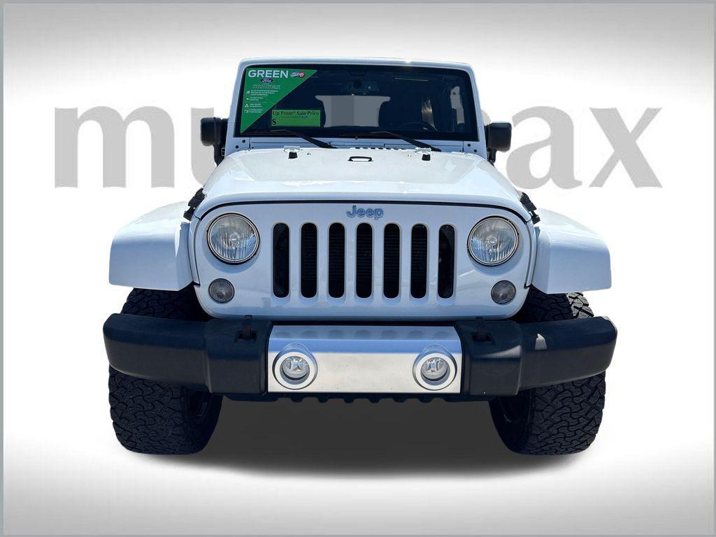 used 2014 Jeep Wrangler Unlimited car, priced at $19,900