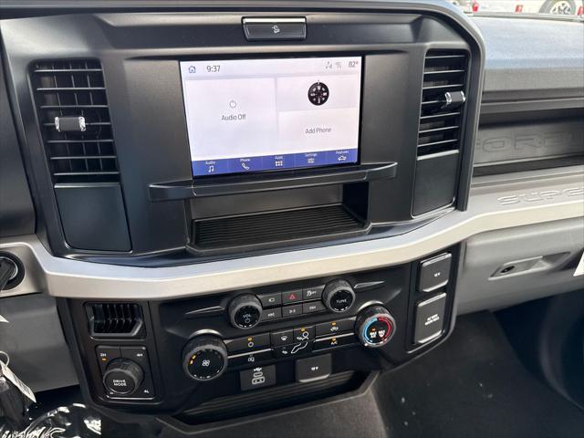 new 2025 Ford F-350 car