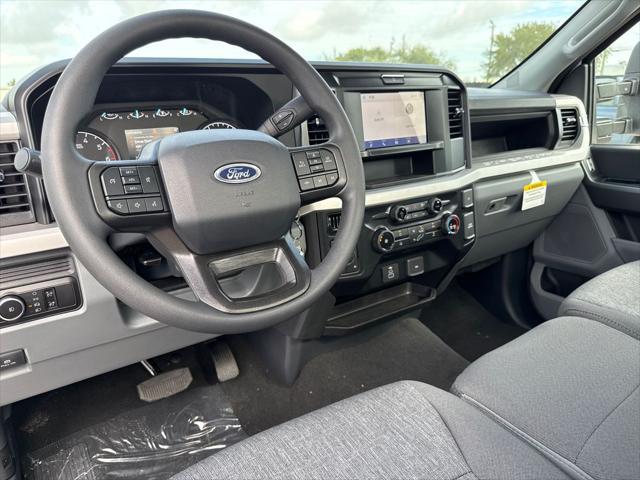 new 2025 Ford F-350 car