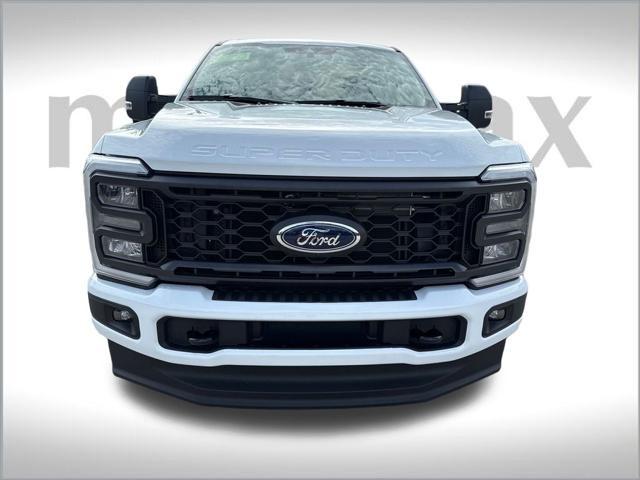 new 2025 Ford F-350 car