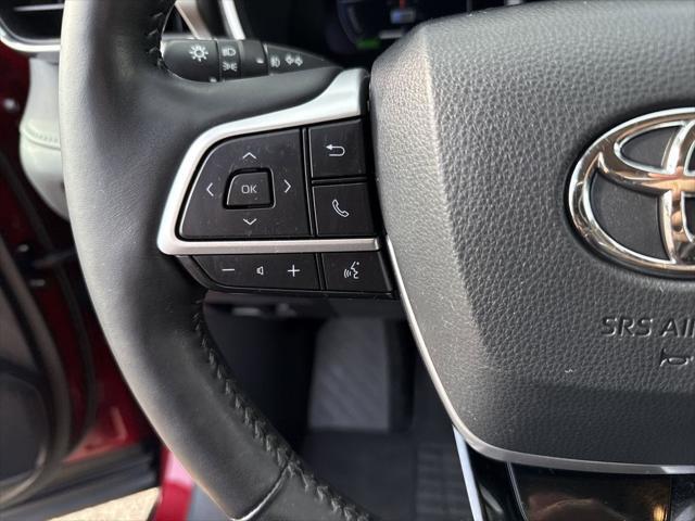 used 2023 Toyota Highlander Hybrid car, priced at $45,900