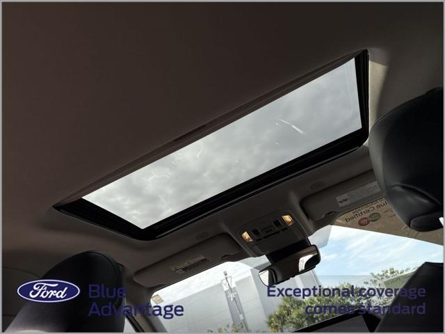 used 2023 Toyota Highlander Hybrid car, priced at $43,900