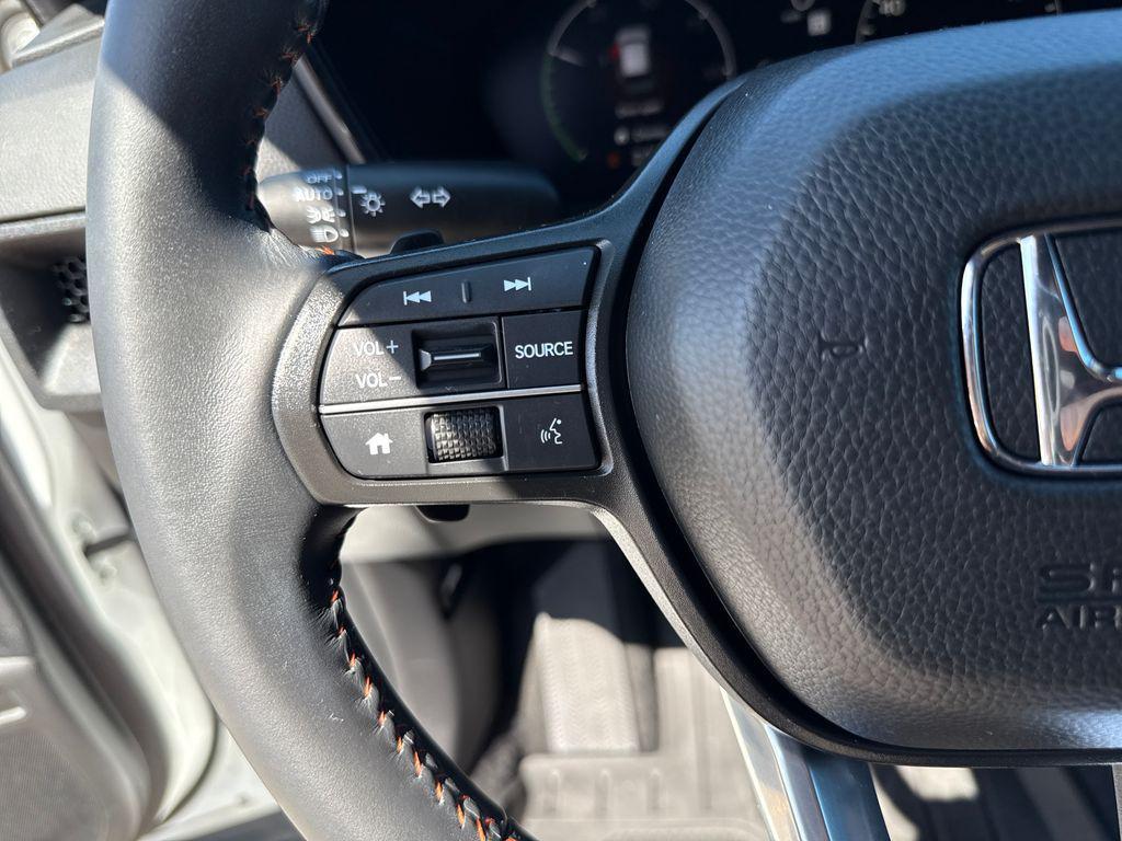 used 2024 Honda CR-V Hybrid car, priced at $29,901